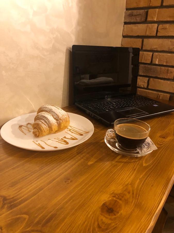 Apart Hotel Avinos ลวีฟ ภายนอก รูปภาพ